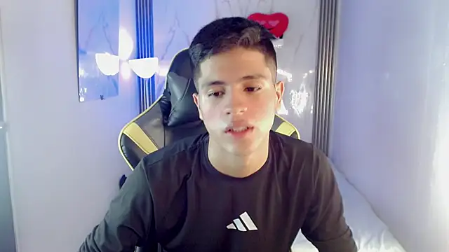 Ascii_one Live XXX-Chat