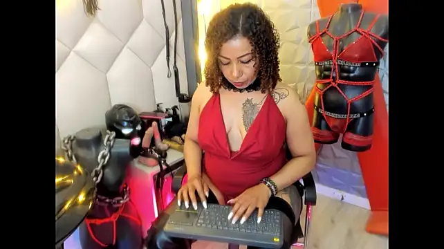 ArhyFoxx1 – Live XXX-chat