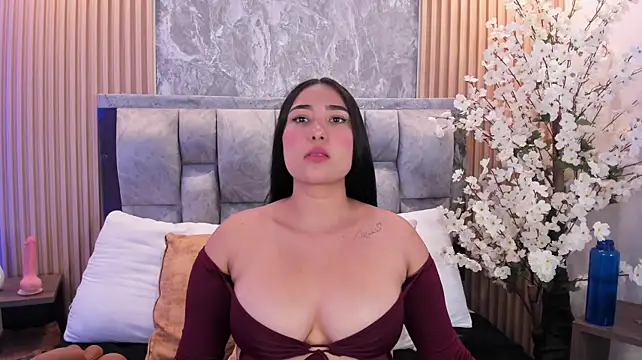 دردشة Sulay_Kim الجنسية المباشرة