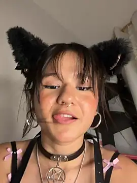 ivi_sunny's Live XXX Chat