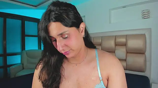 AryloverX's Live XXX Chat