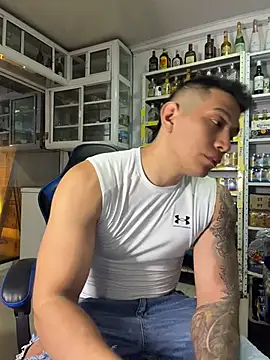 OliverWest04 Live XXX-Chat