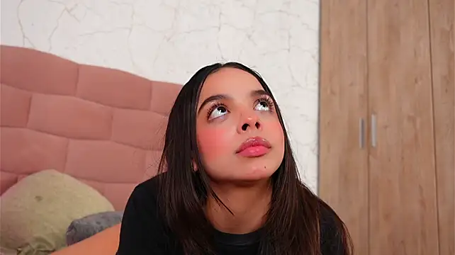 Chat XXX en directo de BambiRoses