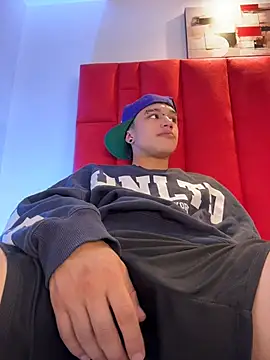 Dominik_Souza's Live XXX Chat