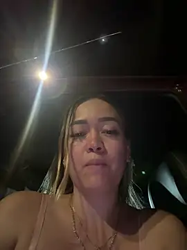 Danielavegax: απευθείας συνομιλία ΧΧΧ