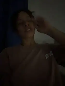 AndreaVel élő XXX-chatje