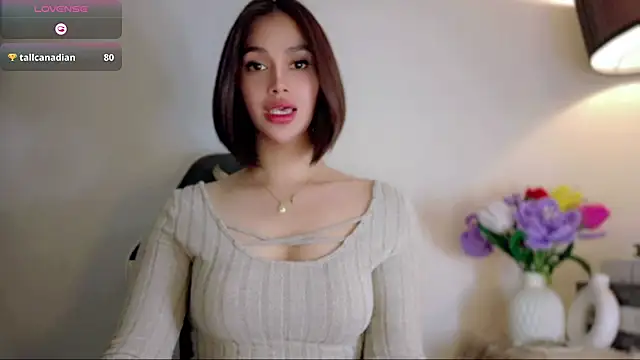 Anna_HollyDoll Chat XXX in diretta