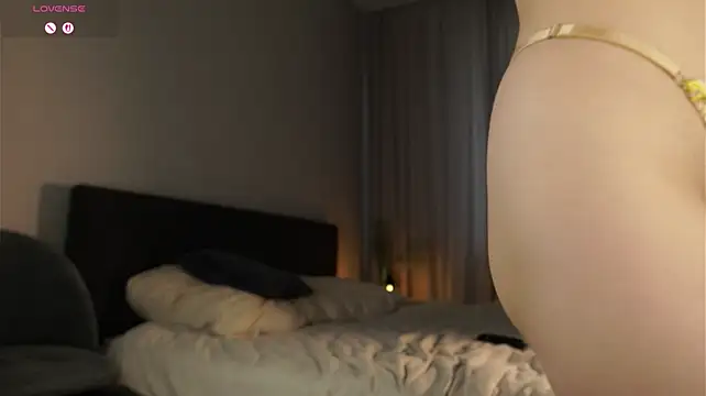Chat +18 de LettySlovacek ao vivo
