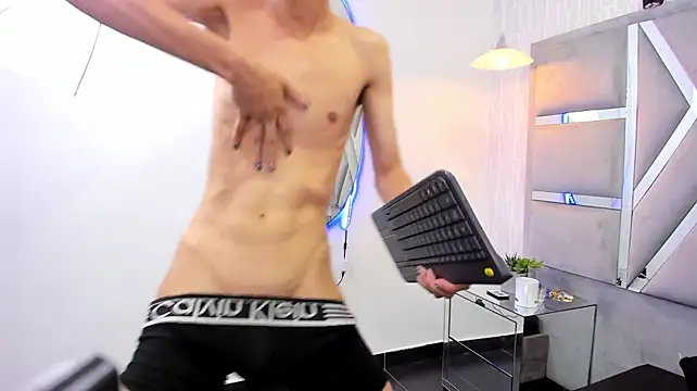 MikeHunteer – Live XXX-chat