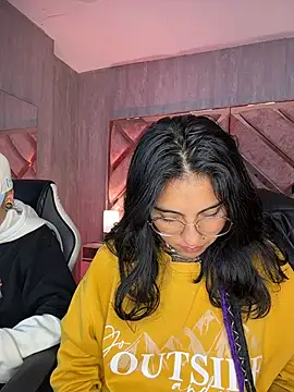 Czat XXX na żywo – Velvet_Mysstic