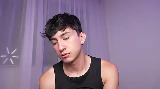 แชท XXX สดของ sweettaaron01