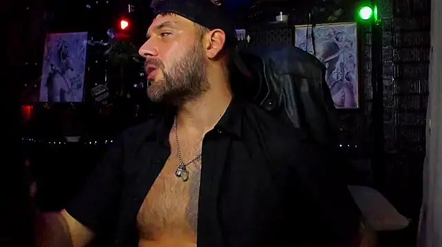 Онлайн чат XXX LexHardy
