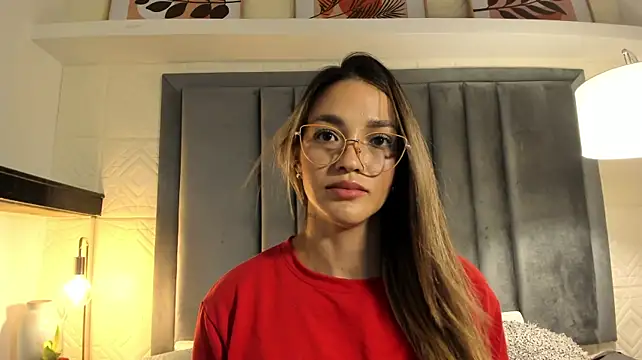 ClaradelMar's Live XXX Chat