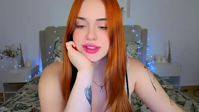 Show modela CopperQueen_ na web-kameri