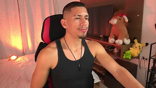 XXX chat uživo modela Aaronfox_x