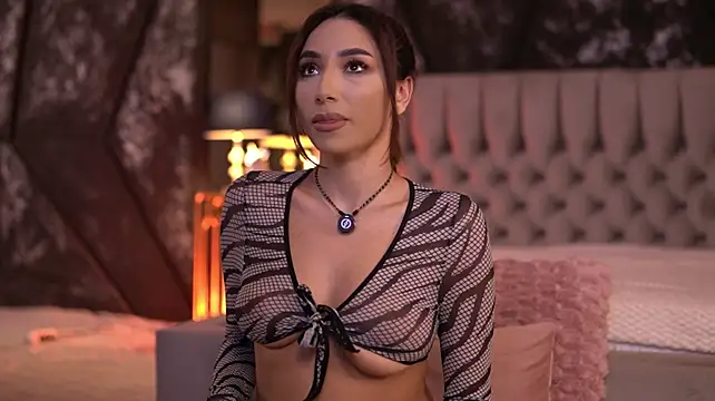 GinaValentinna Chat XXX in diretta