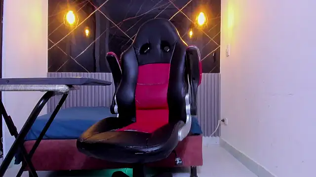 DylanAnderson1 Chat XXX live