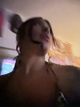 Chat XXX en directo de KatianPierce