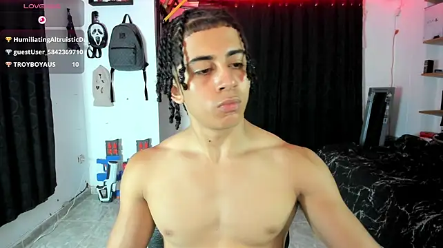 Bradley_Strong Chat XXX live