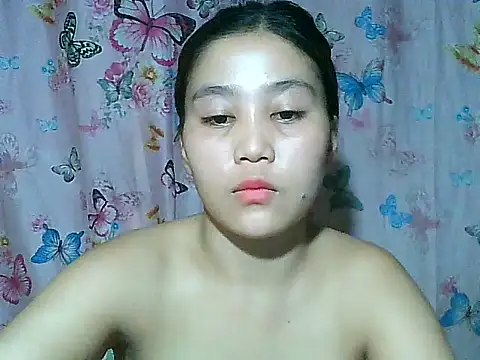 Chat XXX en directo de SexyAsianPussy4u