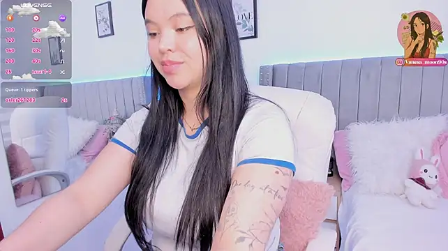 vanesa_moon__ Adlı Modelin Canlı XXX Sohbeti