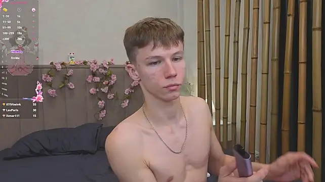 cuMte_boy's Webcam Show