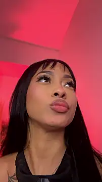 ItsBellaPorch's Live XXX Chat