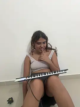 Онлайн чат XXX Lucianixs
