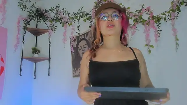 MarieTaylor_ Chat XXX in diretta
