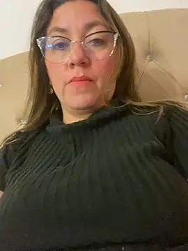SCARLET-20 Adlı Modelin Canlı XXX Sohbeti