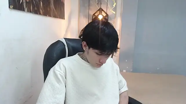 Chat XXX ao vivo de Cry_thereal