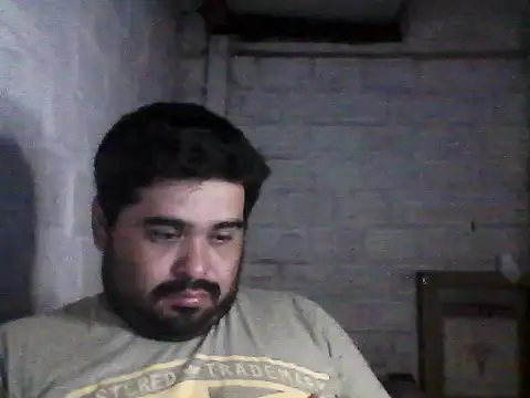 TUAMIGOLHn Live XXX chat