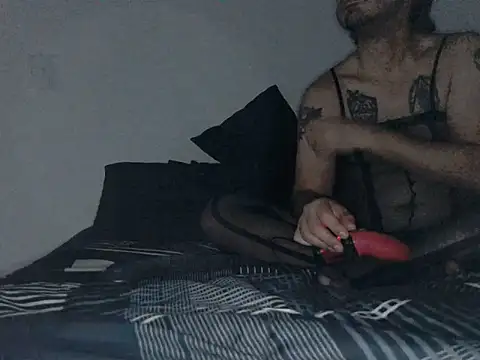 Iscariot19's Live XXX Chat