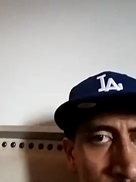 הופעת וובקאם של SstraightattedlilDCumz
