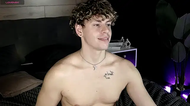 ConnorBlake Шоу с уебкамера