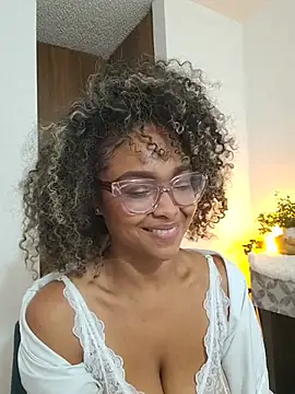 BiiancaEstradaa Chat XXX in diretta