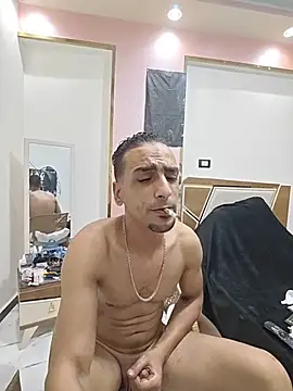 highguy XXX чат на живо