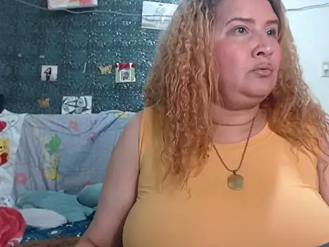 Perla1981--'s Live XXX Chat