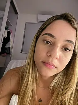 Chat XXX ao vivo de missbella_
