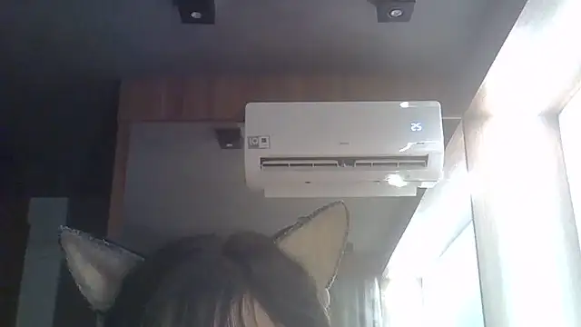 Chat +18 de SkinnyKitten ao vivo