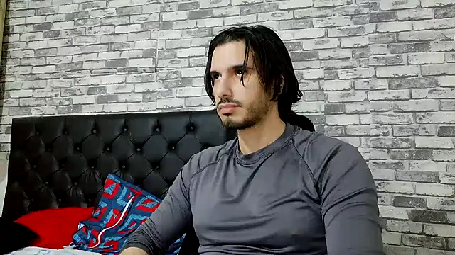 MrTyler667 Show in webcam