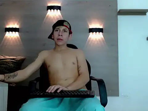 Gaeliitto live XXX chat