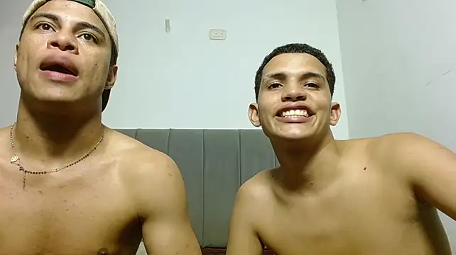 Jose_And_Daniel live XXX chat