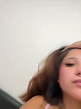 21Sweetkitty Chat XXX in diretta