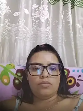 Chat XXX en directo de selena_foxy