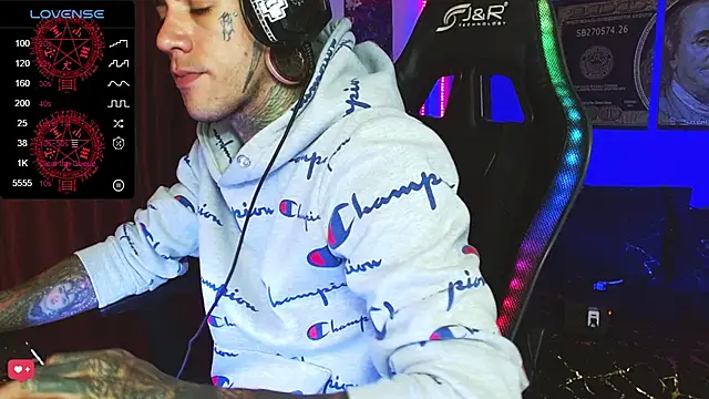 Czat XXX na żywo – jhonny__ackerman