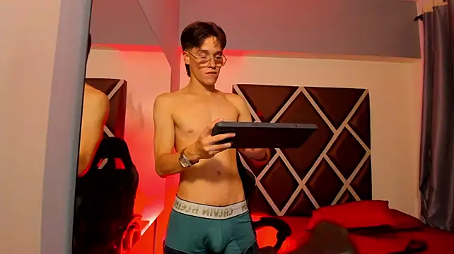 Chatroom XXX en direct de Axel_Royce
