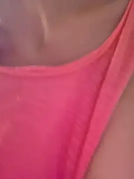 Živý XXX chat kylie_blck