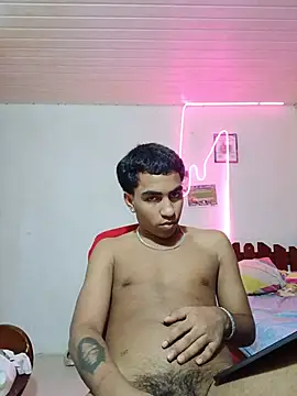 XXX chat uživo modela Tommy_BigHot