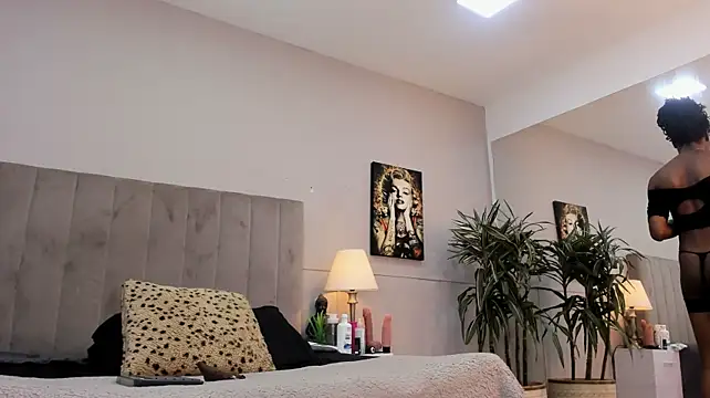 Angie_abby লাইভ XXX চ্যাট